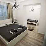 Location Apt. 1 Marghareta With Sea View *