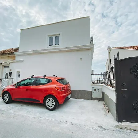 Location Apt. 1 Marghareta With Sea View Дубровник