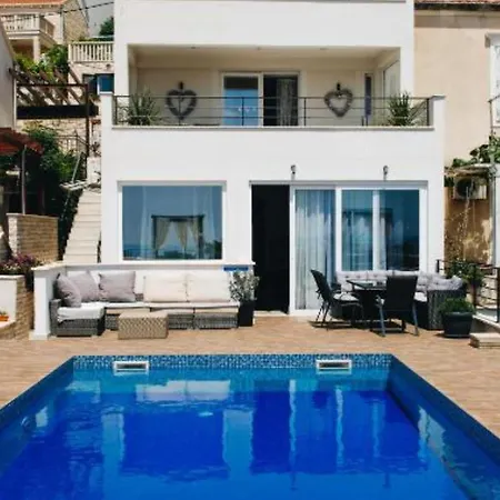 Location Apt. 1 Marghareta With Sea View Apartment