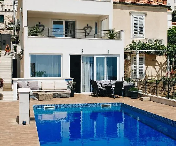 Location Apt. 1 Marghareta With Sea View Apartament