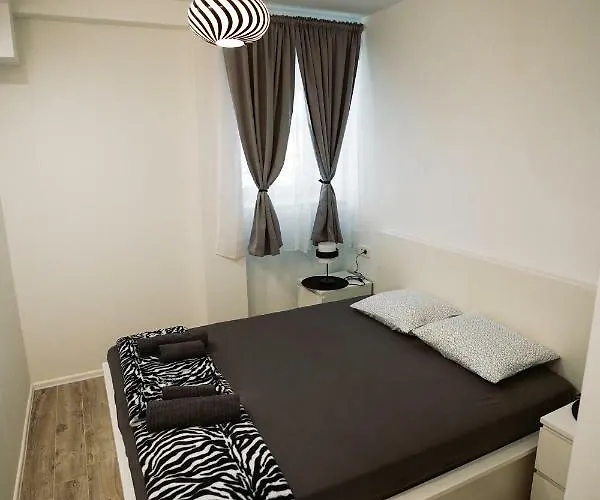 Location Apt. 1 Marghareta With Sea View *