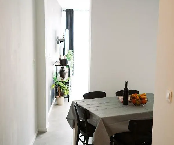 Location Apt. 1 Marghareta With Sea View Διαμέρισμα Ντουμπρόβνικ